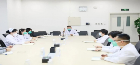 人民醫(yī)院為人民，市二院舉全院之力保障醫(yī)療救治，牢守生命防線！