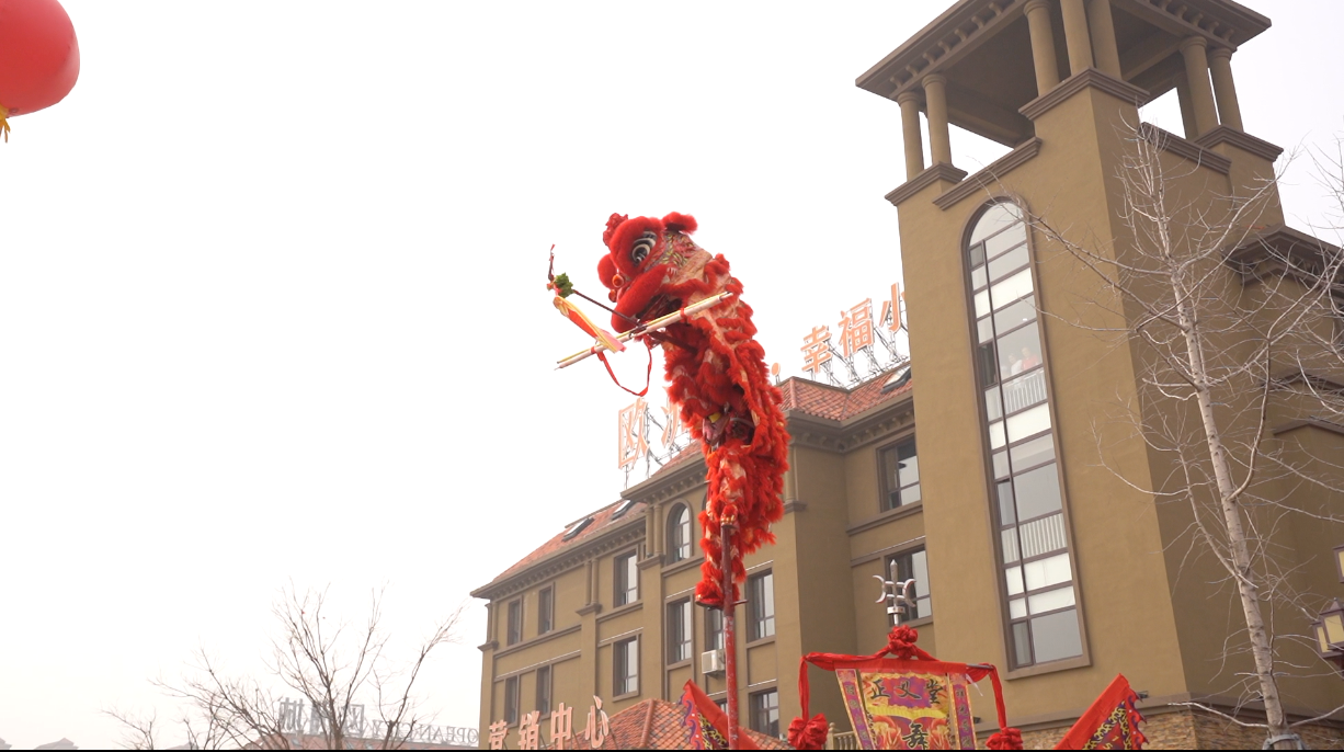 龍?zhí)ь^賞舞獅，二月二齊聚歐洲城·幸福小鎮(zhèn)(圖3)