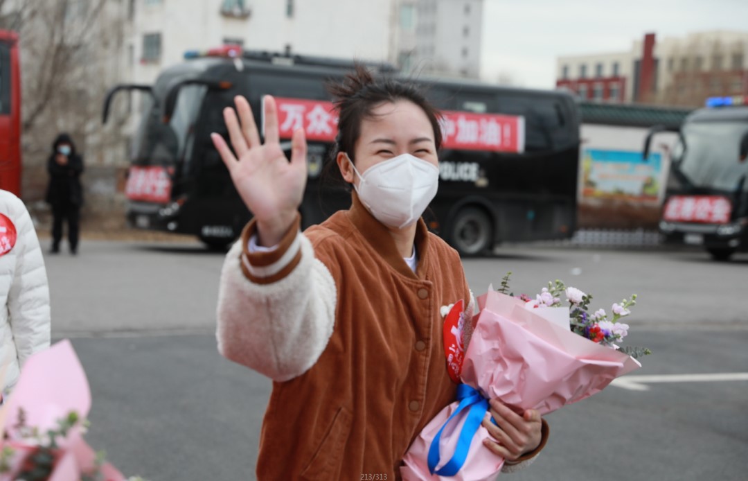春暖花開，英雄歸來！葫蘆島市第二人民醫(yī)院支援綏中醫(yī)療隊(duì)凱旋而歸~(圖8)