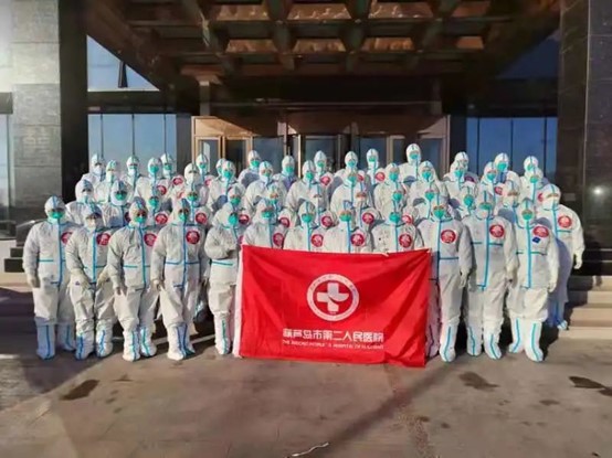 戰(zhàn)疫一線|6萬人次，市二院核酸采樣醫(yī)療隊支援綏中的第24天！(圖12)