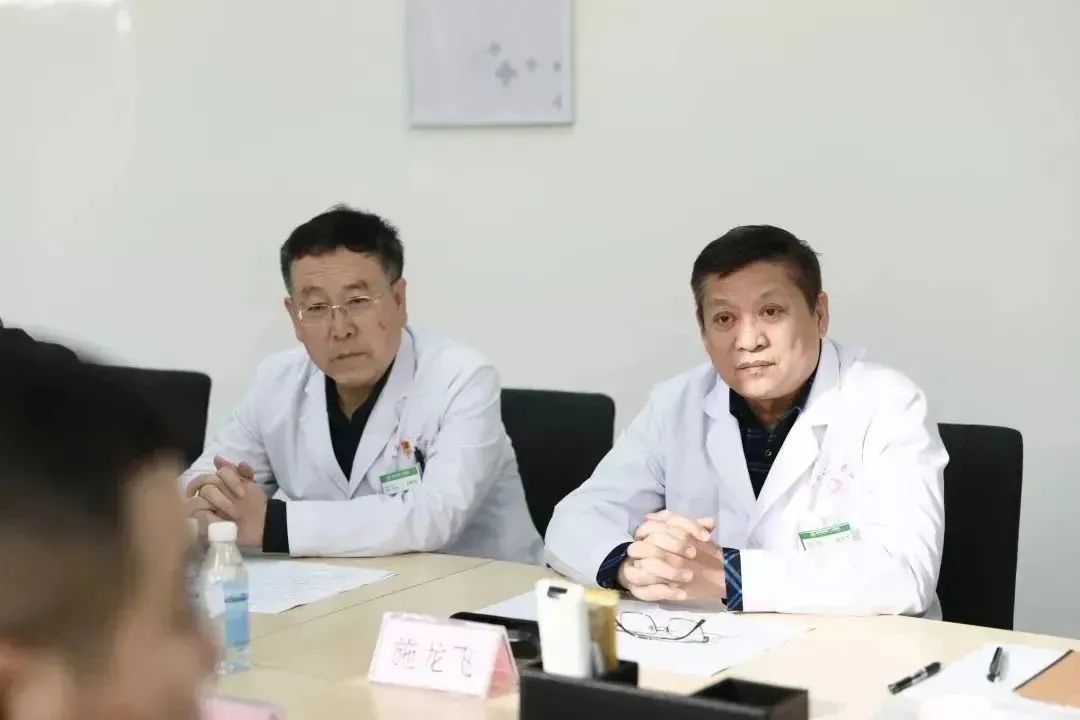 龍港區(qū)人大、區(qū)政府領(lǐng)導(dǎo)一行視察調(diào)研龍港國際醫(yī)療健康產(chǎn)業(yè)園(圖15)