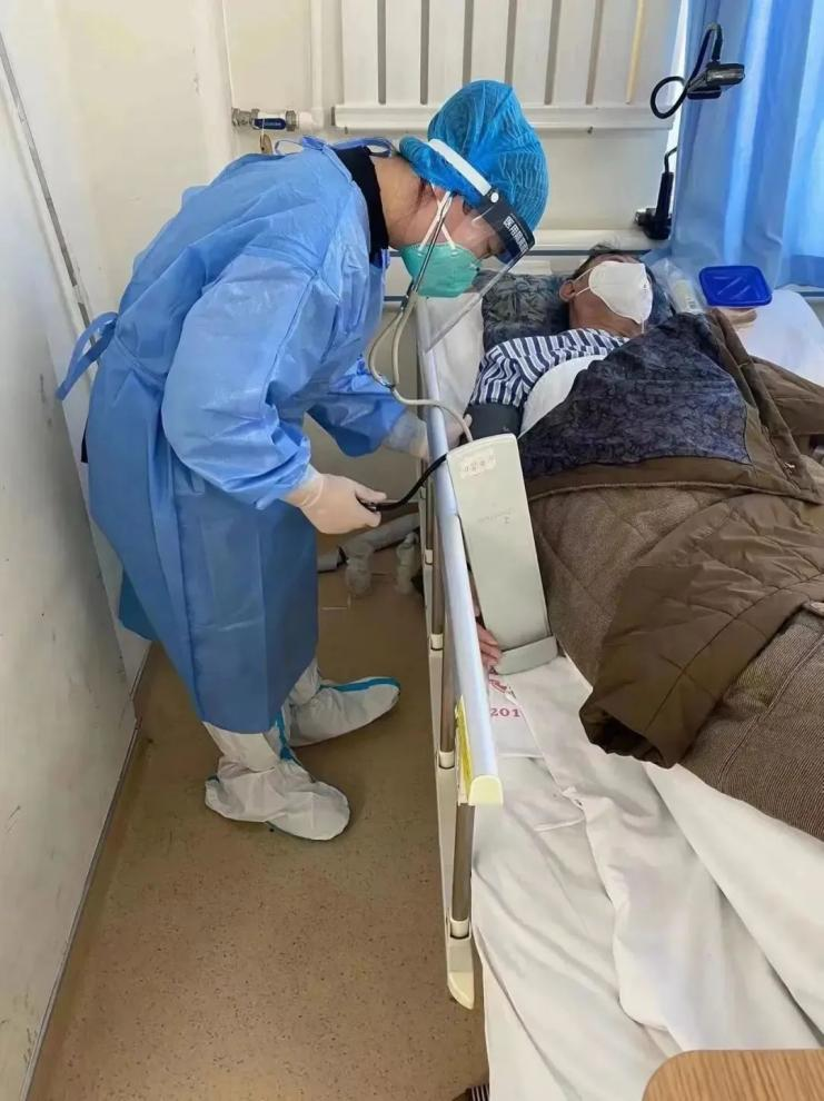 人民醫(yī)院為人民，市二院舉全院之力保障醫(yī)療救治，牢守生命防線！(圖4)